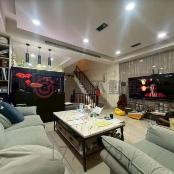 綠獅重劃區稀有美透天，屋況佳免整理，即刻入住享受